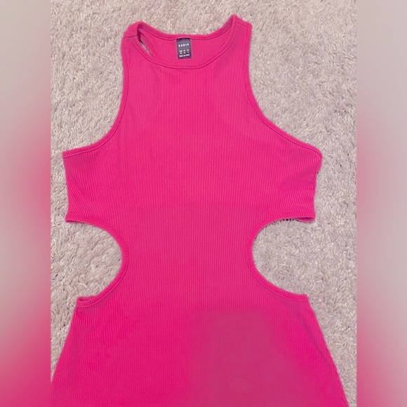 💥HP💥BODYCON Mini HALTER DRESS Pink size small NWOT - Picture 3 of 9